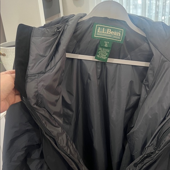 L.L. Bean Men's Dark Gray Raincoat - Picture 2 of 4